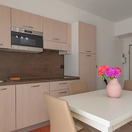 Magenta - Affitti Brevi Italia Loano